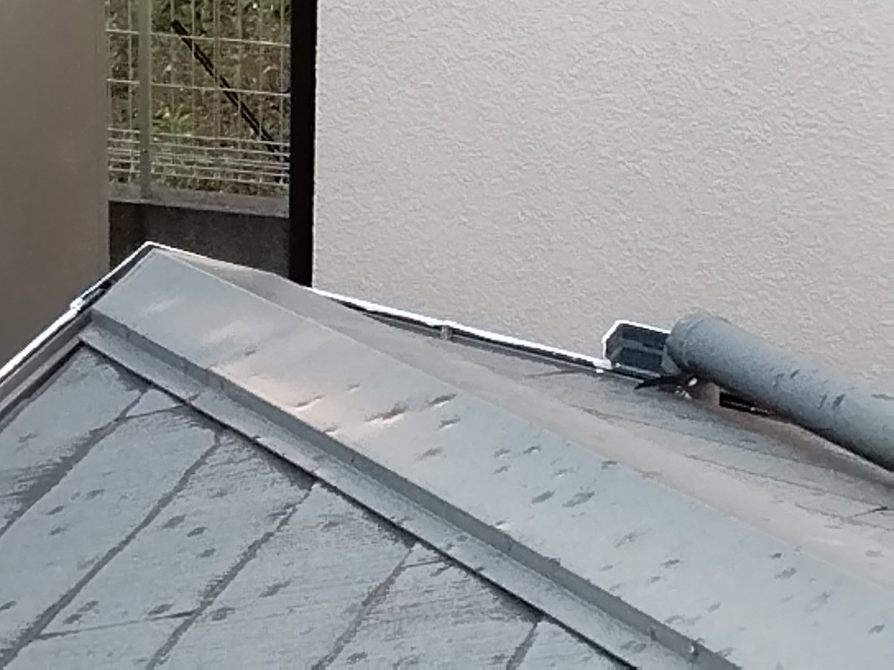 棟包み板金へこみ